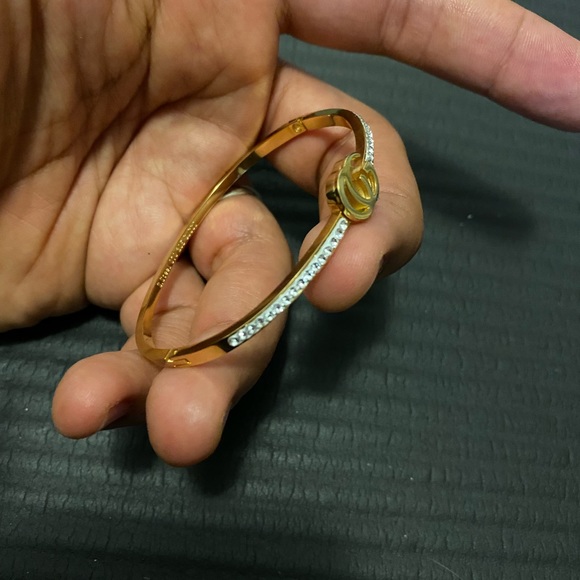 Accessories - Women’s bracelet